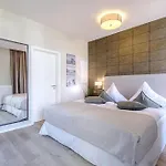 Appartement First Garden View - Ihre Im Ostseebad